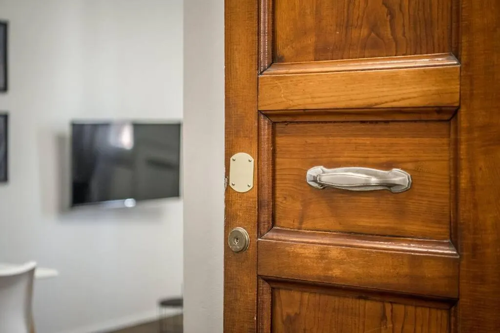 Cucchiari Suite 6A Modena Apartment