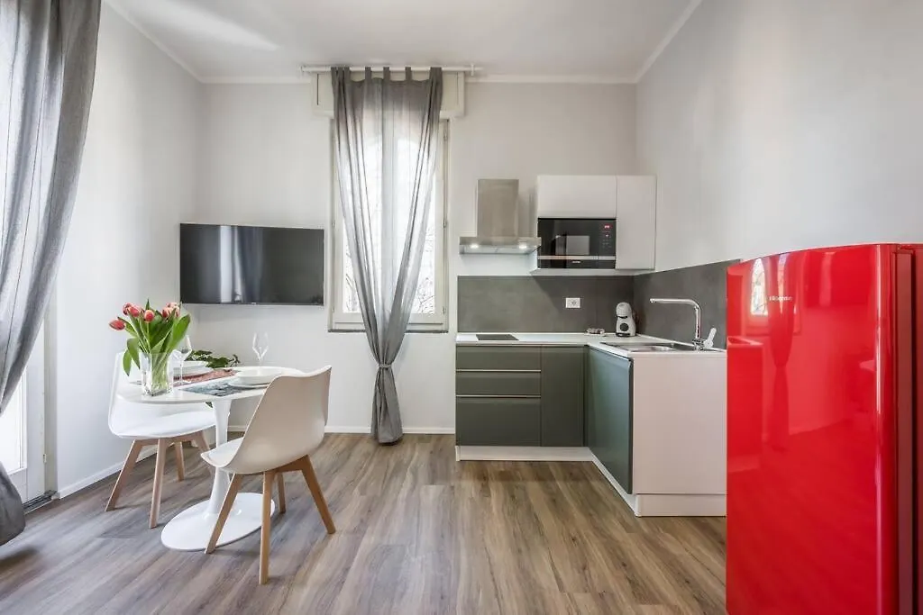 Cucchiari Suite 6A Modena Apartment